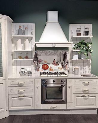 Cucina Febal Gala classica ad angolo legno bianco