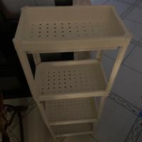 Scaffale in plastica bianco