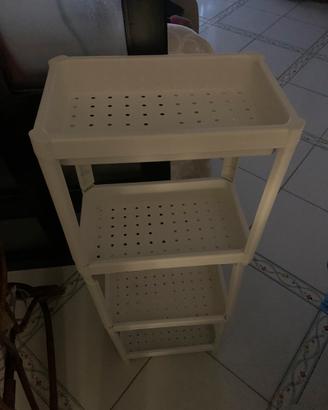 Scaffale in plastica bianco