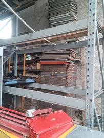 scafali varie misure 500 euro