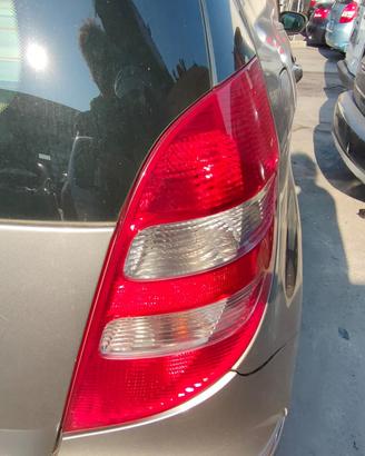 MERCEDES CLASSE A 180 2007 STOP POSTERIORE SX/DX