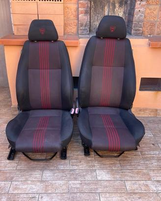Alfa Romeo 147 DUCATI CORSE interni completi