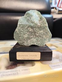 Quarzo Verde minerale pe cristalloterapia olistica
