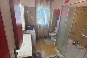 ? Stanze matrimoniali uso singolo - zona Arginone