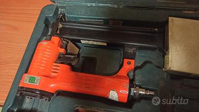 Sparachiodi pneumatica