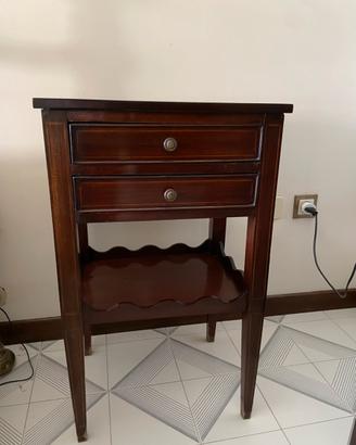 Coppia comodini vintage legno noce due cassetti