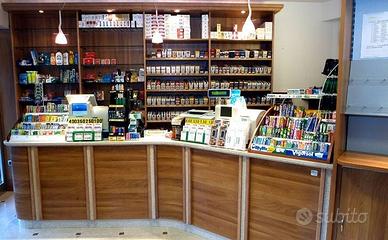 Attività / Licenza di 30 m² con 1 locale a Capanno