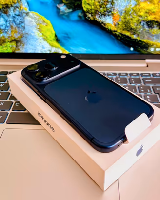 IPHONE 17 PRO 256 -  100% - 52 CICLI NUOVISSIMO 
