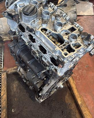 MOTORE AUDI A5 2200000  complete engine