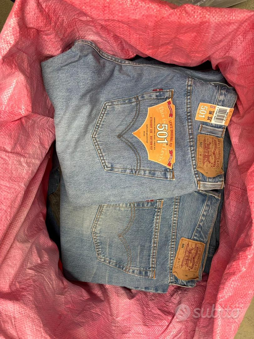 Abbigliamento firmato al kg Abbigliamento e Accessori In vendita