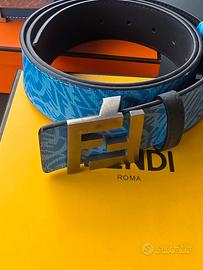 CINTURA FENDI IN PELLE BLU MOTIVO FISHEYE NUOVA 