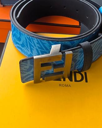 CINTURA FENDI IN PELLE BLU MOTIVO FISHEYE NUOVA 