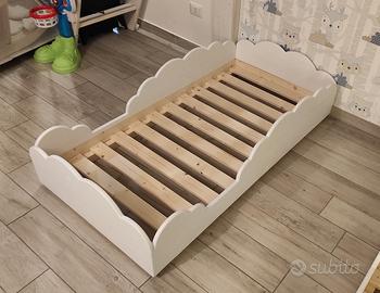 Lettino Montessori bambini vari modelli in legno 