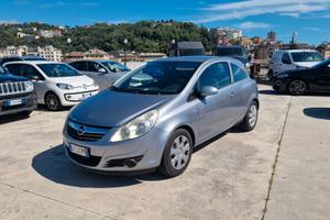 Opel Corsa 1.2 3 porte Sport