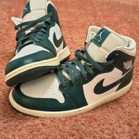 Nike Air Jordan 1 Mid Verde – New & Unworn – Uomo 
