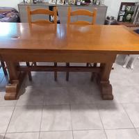 tavolo in legno massello 