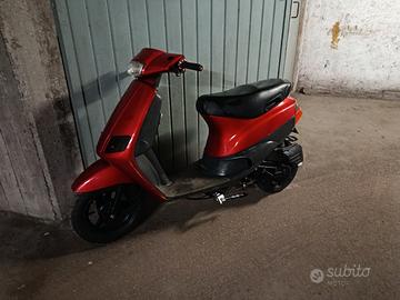 piaggio zip
