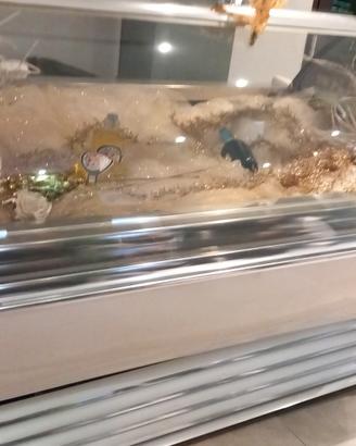 vetrina per gelato 