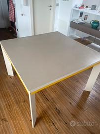 Tavolo Loto design Lago