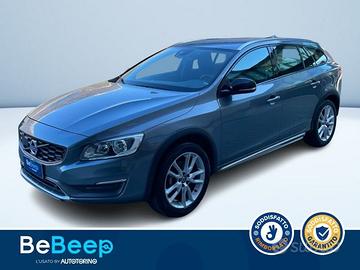 Volvo V60 Cross Country 2.4 D4 MOMENTUM AWD G...