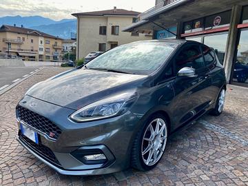 Ford Fiesta 1.5 Ecoboost 200 CV 3 porte ST PERFORM