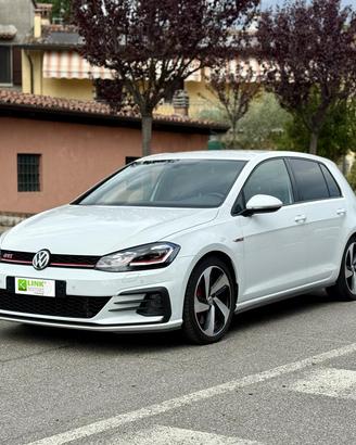 VOLKSWAGEN Golf GTI PERFORMANCE