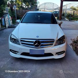 classe c220 d anno 2011  versione biturbo