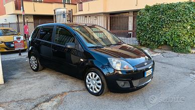 FORD FIESTA 1.4 DIESEL- PREZZO PROMO!