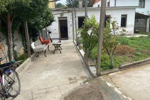 Villa di 108 m² con 2 locali e box auto doppio a R