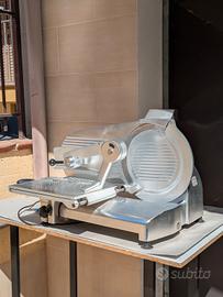 Affettatrice professionale monofase 