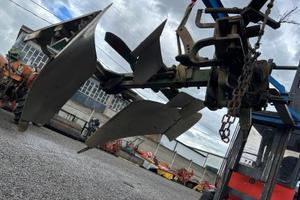 Aratro monovomere Lago meccanico