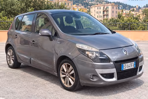 Renault Scénic X-Mod – 159.000 km – Distribuzione 