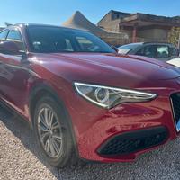 Alfa Romeo Stelvio 2.2 Turbodiesel 190 CV AT8 RWD 