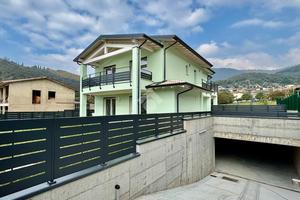 PORZIONE DI BIFAMILIARE A OME