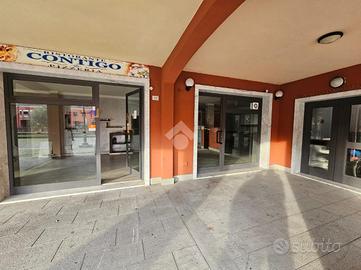 NEGOZIO A CASARZA LIGURE