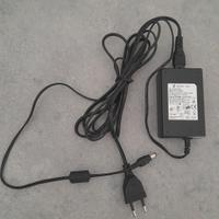 ALIMENTATORE  9.0V 3.0A