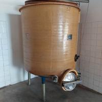 Serbatoio con sempre-pieno da 22 qli