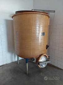 Serbatoio con sempre-pieno da 22 qli