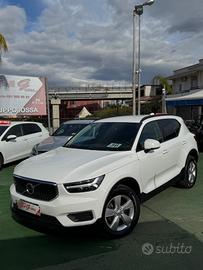 Volvo XC40 D3 AWD Geartronic Momentum Pro