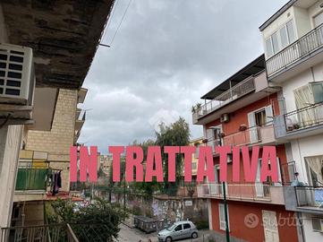 2 LOCALI A NAPOLI