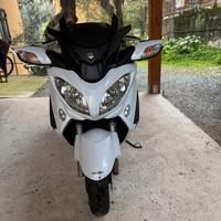 Suzuki Burgman 650 executive pari al nuovo