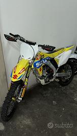 Motocross Suzuki rm-Z 250
