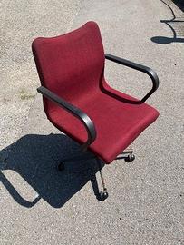 sedia girevole da ufficio con rotelle
