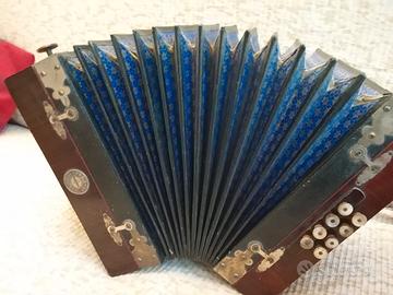 Organetto 8 bassi antico