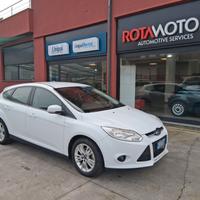 Ford Focus 1.6 105 CV