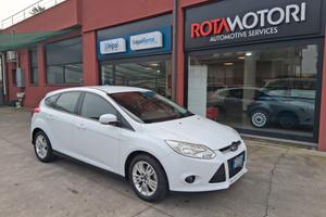 Ford Focus 1.6 105 CV