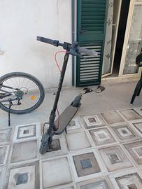 monopattino elettrico Xiaomi Mi Electric 