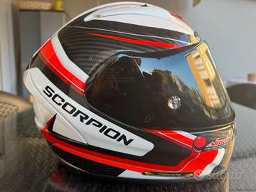 Casco scorpion