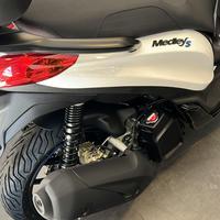 Piaggio Medley S 200