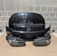 Musata completa di accessori Opel corsa
